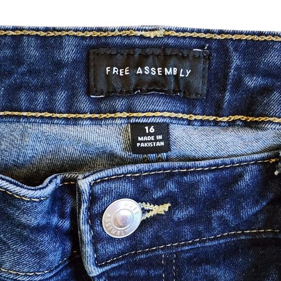 Free Assembly Womens High Rise Skinny Jeans Size 16 Dark Blue Stretch - Picture 5 of 10